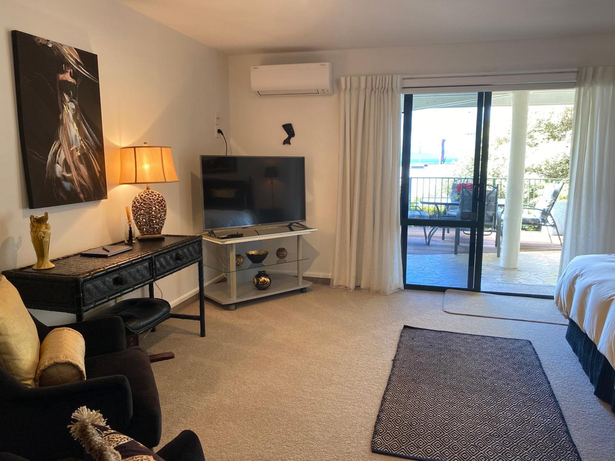 Maison Blue - Chic Garden Apartment Napier Dış mekan fotoğraf